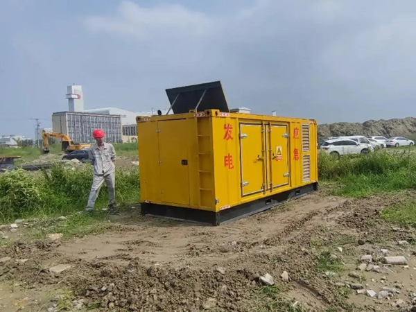 杨陵200KW柴油发电机机组每小时的油耗量受哪些因素影响？