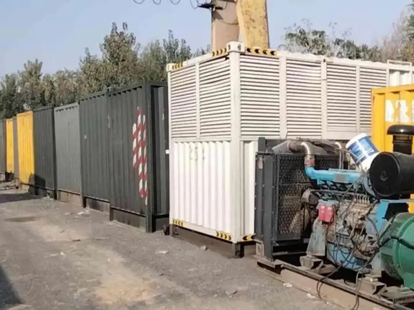 杨陵200KW柴油发电机机组每小时油耗是多少？